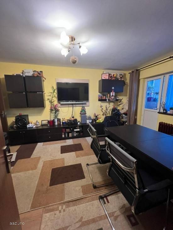 Apartament 4 camere,   Gorjului,   92mp,   renovat,   125.900 euro