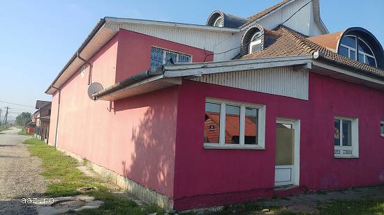 ..Proprietate imobiliara - teren si constructii - Iernut jud Mures..