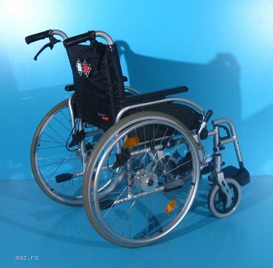 Scaun cu rotile din aluminiu  B+B / latime sezut 46 cm