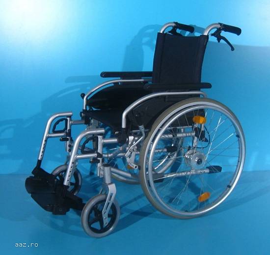 Scaun cu rotile din aluminiu  B+B / latime sezut 46 cm