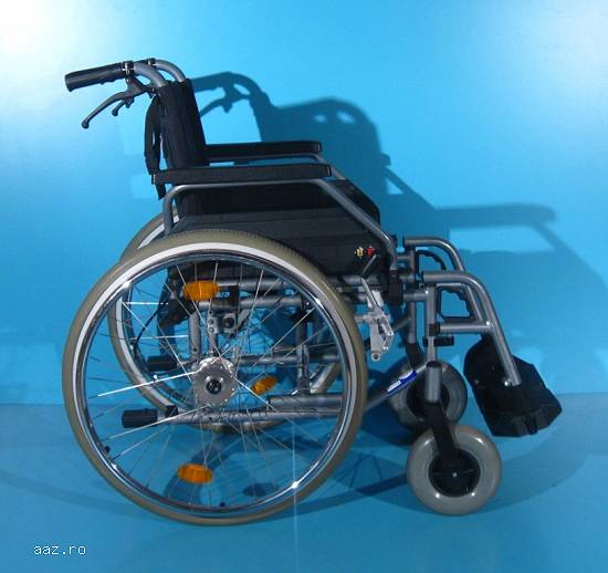 Scaun cu rotile  B+B / latime sezut 43 cm