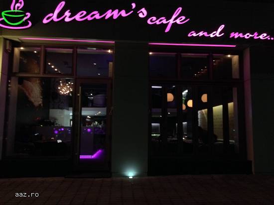Dreams Cafe angajează!