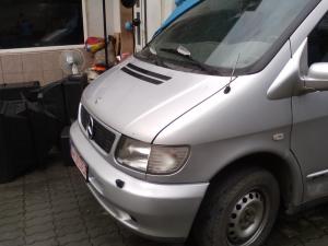 Vand Mercedes V230
