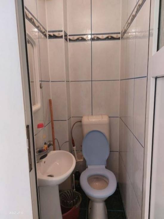 Apartament 4 camere semidecomandat Drumul Taberei,   Valea Ialomitei,   72mp,   120.000 euro