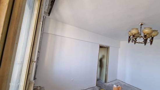 Apartament 3 camere semidecomandat Ploiesti,   Ultracentral,   etaj 3/7,   60mp,   55.500 euro