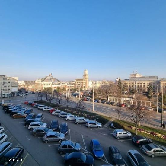 Apartament 3 camere semidecomandat Ploiesti,   Ultracentral,   etaj 3/7,   60mp,   55.500 euro