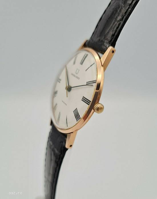 UNIVERSAL GENEVE aur 18k