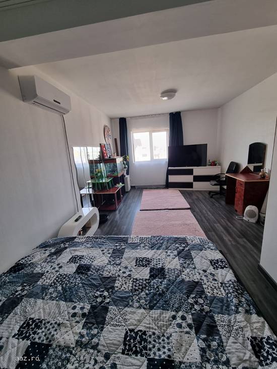 Vand / schimb vila singur in curte Com Berceni ilfov