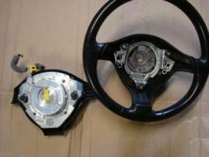Volan piele si airbag in 3 spite VW