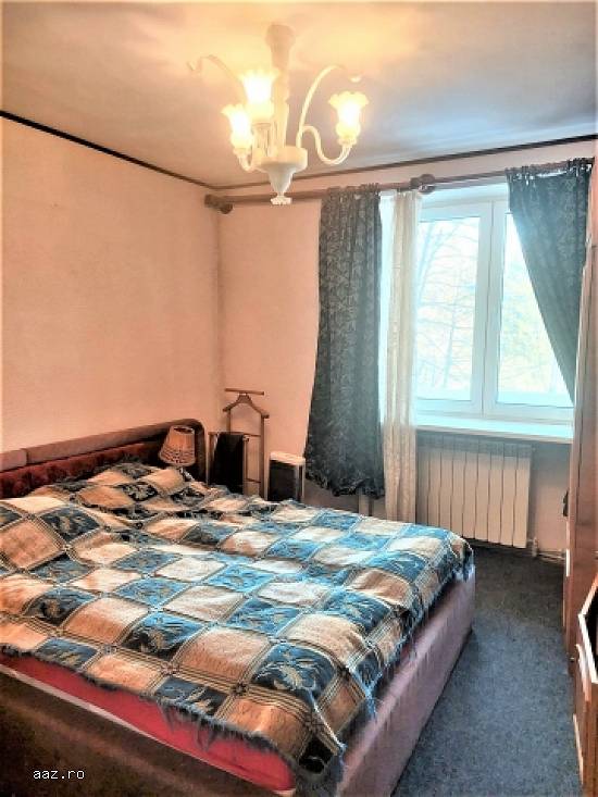 Apartament 5 camere Predeal,  Central,   98 mp,   89.000 euro
