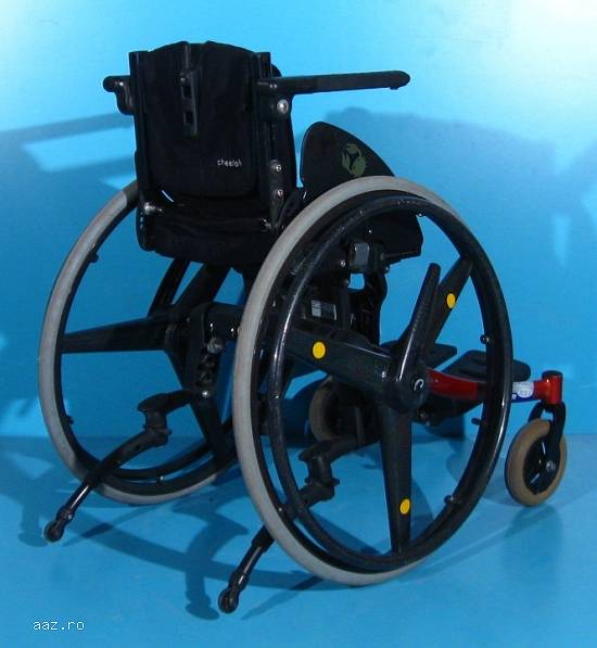 Scaun cu rotile activ din aluminiu R82 / latime sezut 29 cm