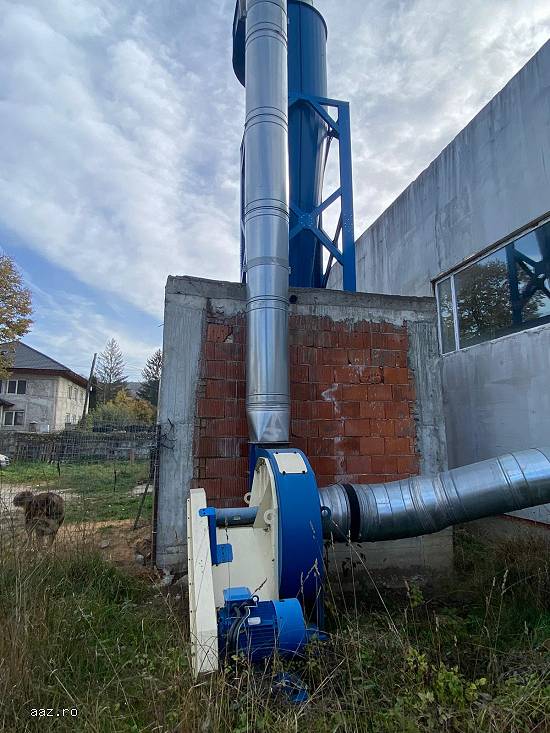 Proprietatea imobiliară - teren si constructii,   loc. Campulung,   jud. Arges.