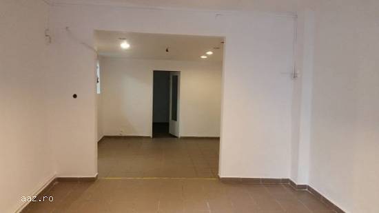 Inchiriez spatiu comercial sau birou la casa,   Decebal,   70 mp,   800euro