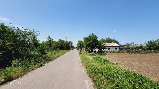 SE VINDE TEREN INTRAVILAN 1300 MP LA SUPERT PRET!
