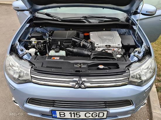 Mitsubishi Outlander 3 Instyle / 95.000 km / (Plug-In Hybrid / range electric 52 km)