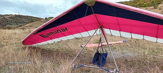 Vând Deltaplan Laminar