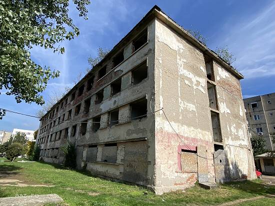 BLOC GARSONIERE 1 (TEREN + CONSTRUCȚIE)