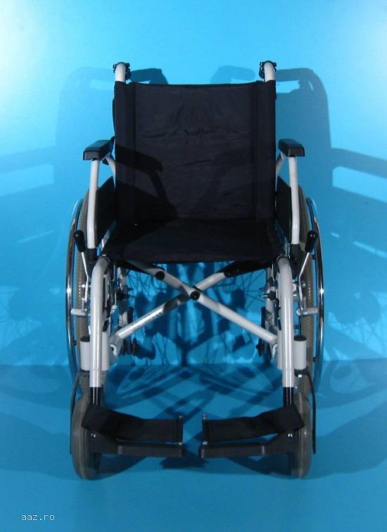 Carucior dizabilitati  BB  latime sezut 43 cm