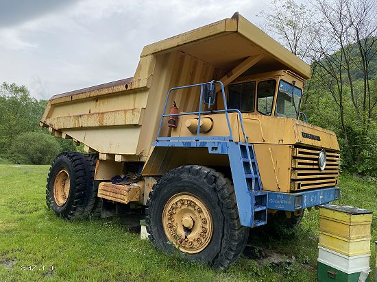 - AUTOBASCULANTA BELAZ -
