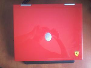 Leptop Ferrari 3400