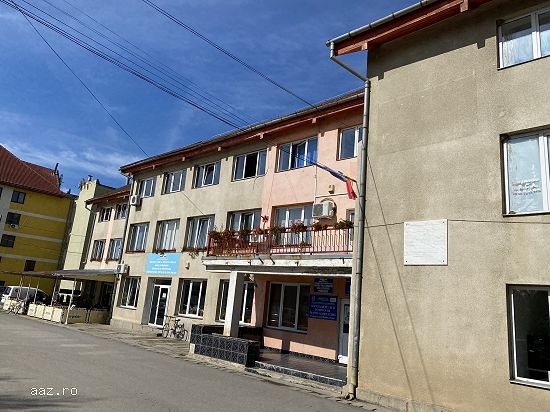 CLĂDIRE CENTRU DE AFACERI (GRĂDINIȚĂ - CREȘĂ)
