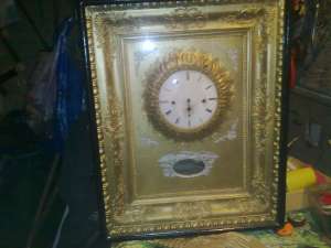 Ceas de perete cu pendul,   peste 80 ani vechime
