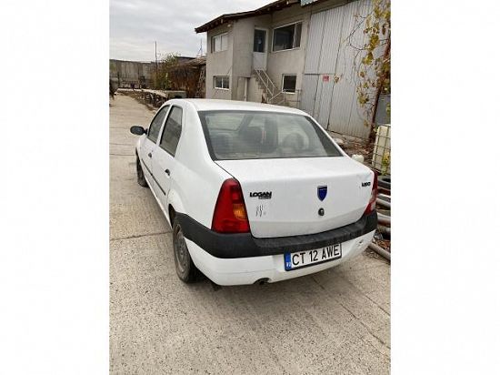 16. DACIA LOGAN CT 12 AWE