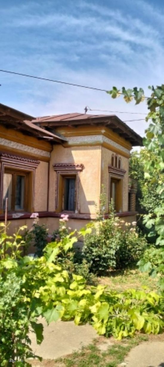 Casa,  4 camere,  constructie 1950,  teren 3500mp,  Comuna Cosoba,  48.900euro