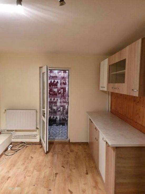 Apartament 2 camere,   60mp,   Rovinari,   zona P-uri,   35.000euro