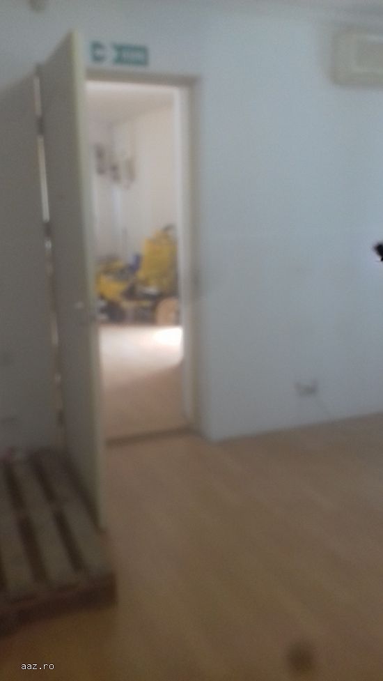 Unirii-Splai cu Marasesti Camera de Comert parter casa la curte 3 cam 67mp pt activitati firme 550 E