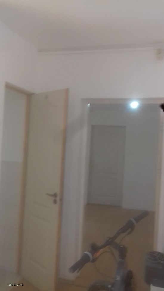 Unirii-Splai cu Marasesti Camera de Comert parter casa la curte 3 cam 67mp pt activitati firme 550 E