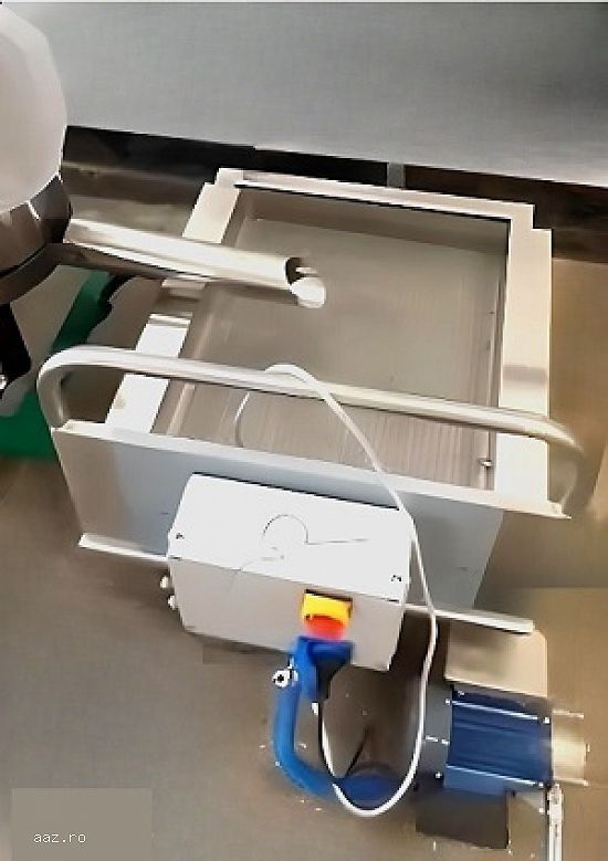 Linie semiautomata suc capacitate 150-200 litri/ora