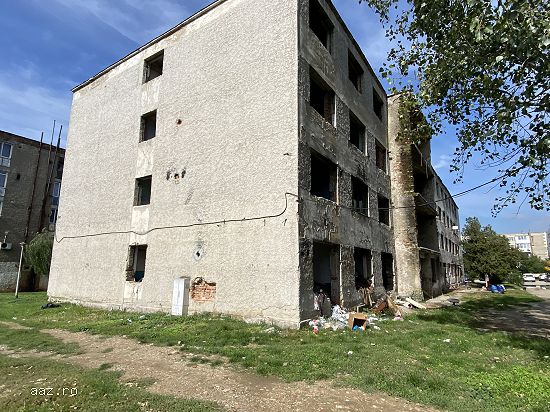 BLOC GARSONIERE 2 - TEREN + CONSTRUCȚIE -