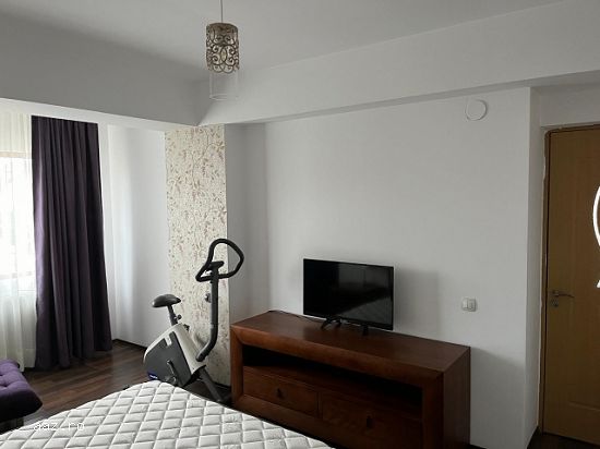Apartament 3 camere decomandat,   88mp,   Lacul Lebada,   85.000euro