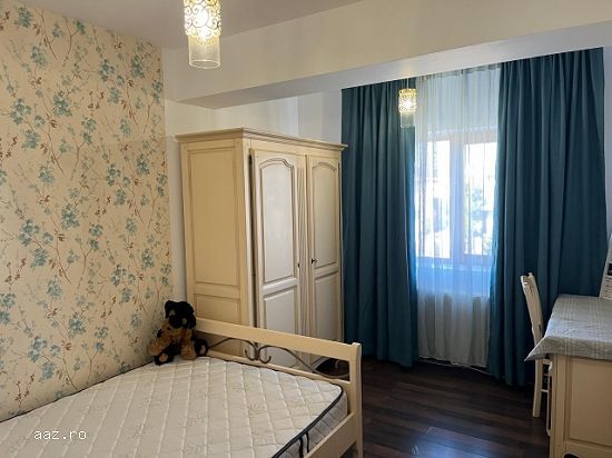 Apartament 3 camere decomandat,   88mp,   Lacul Lebada,   85.000euro