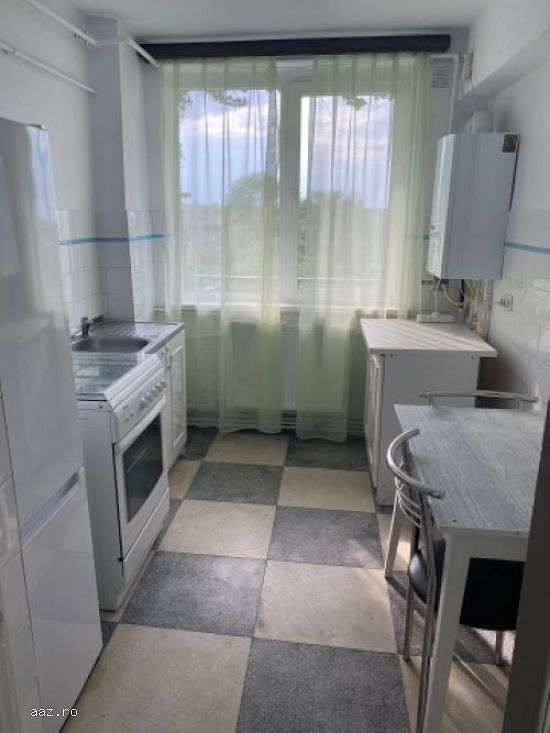 Inchiriez apartament 2 camere,   60mp,   zona centrala,   Giurgiu,   250euro