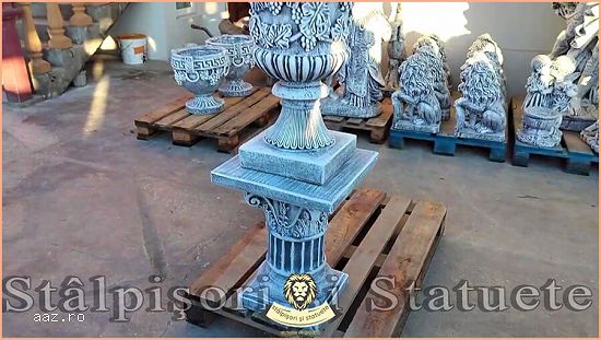 Set vază cu soclu,   gri patinat,   model V1-S6.