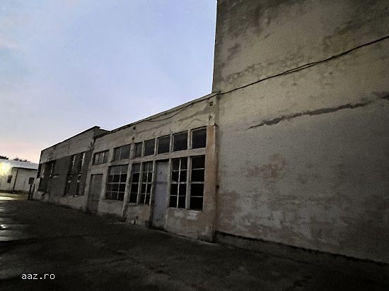 Proprietate imobiliara cu destinatie industriala (formata din terenuri 10.971 mp + hala Su. cca. 3.8