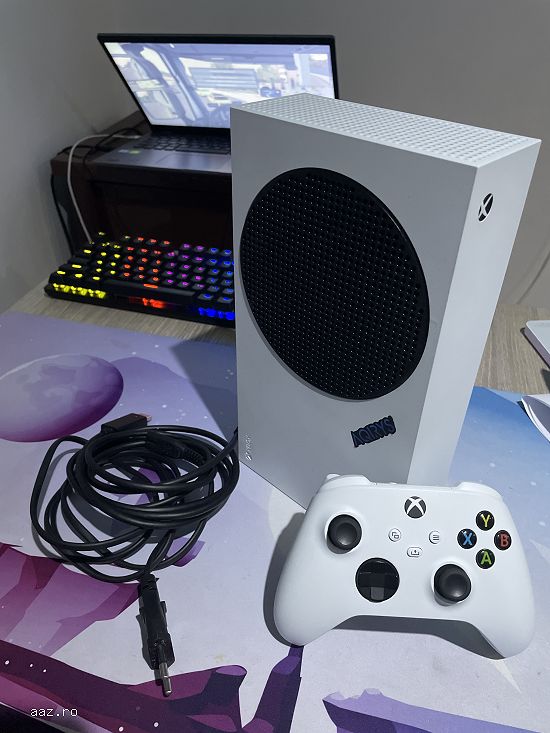Vând Xbox series s 512gb
