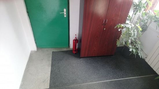 Inchiriez spatii open space,   178mp,   Calea Plevnei,   1.424euro