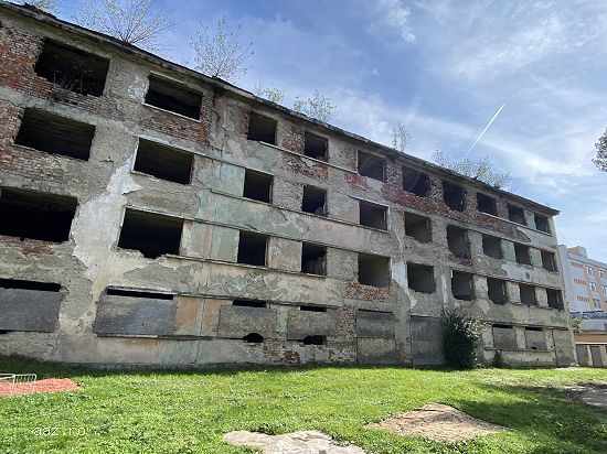 BLOC GARSONIERE 1 - Moldova Veche