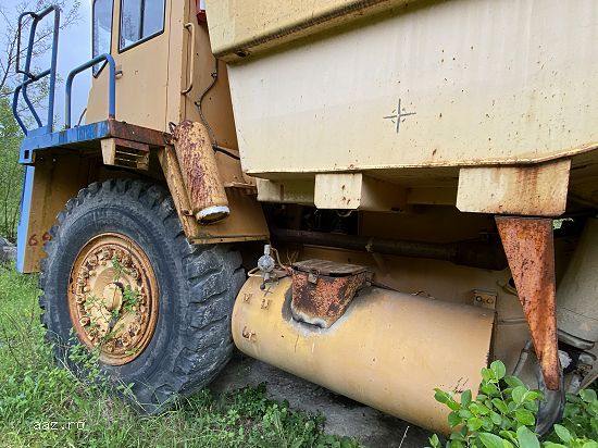 - AUTOBASCULANTA BELAZ - 7547