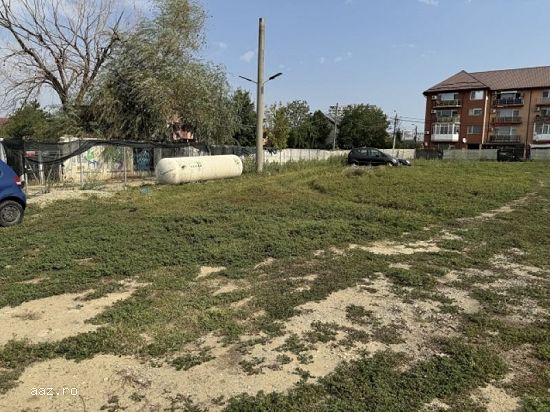 Teren de vanzare in Colentina,    deschidere 32ml,    1854 mp,    556.200 euro