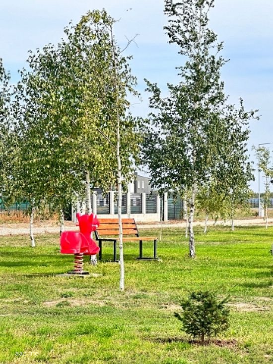 Teren de vanzare,    Gulia,    complex Eden Forest,    deschidere 30ml,    937 mp,    53.000euro