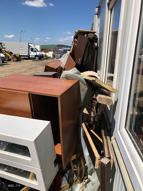 Bunuri mobile - Echipamente IT,   mobilier de birou si alte bunuri de uz administrativ