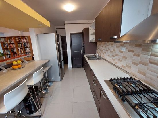 Apartament 3 camere,   decomandat,   103mp,   Sisesti,   157.000euro