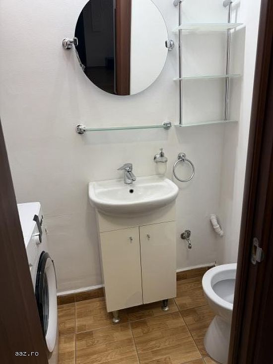 Inchiriez apartament 3 camere,   mobilat si utilat,    70mp,   Panduri,    600euro