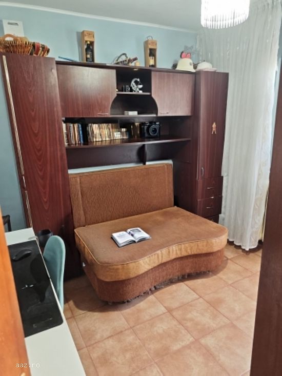 Apartament 3 camere,    74mp,    zona Basarabia Diham,    120.000euro