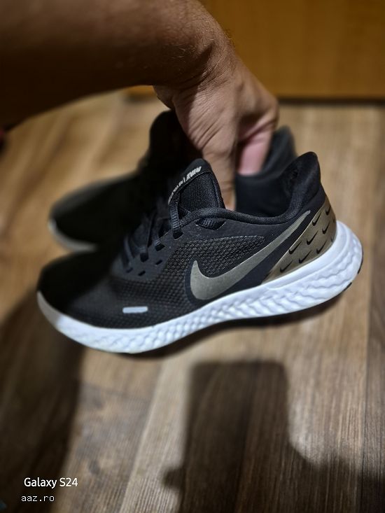 Adidași Nike Original Sport REVOLUTION 5 PREMIUM WOMEN’S RUNNING SHOE
