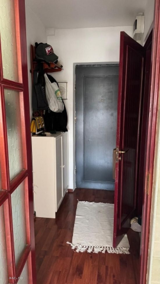 Apartament 3 camere,    67mp,    zona Drumul Taberei,    140.000euro